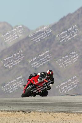 media/Oct-02-2025-Racers Edge (Thu) [[2c91cb6ab3]]/2-A Group/Session 5-Turn 9 (150pm)/